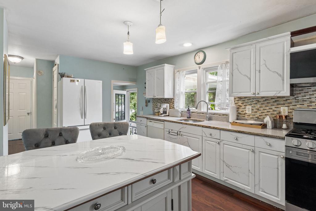 52 THORNTOWN LANE
