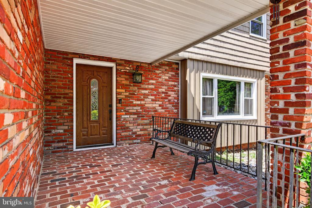 216 HAMILTON ROAD