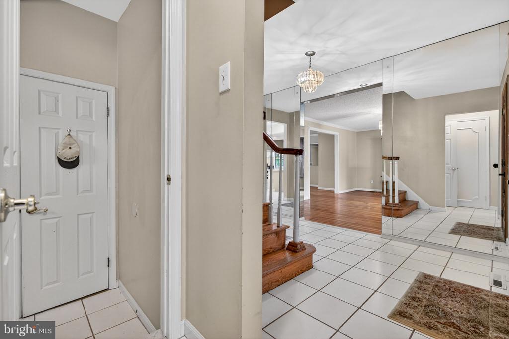 216 HAMILTON ROAD