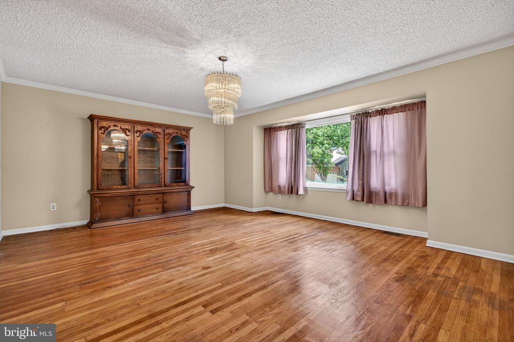 216 HAMILTON ROAD