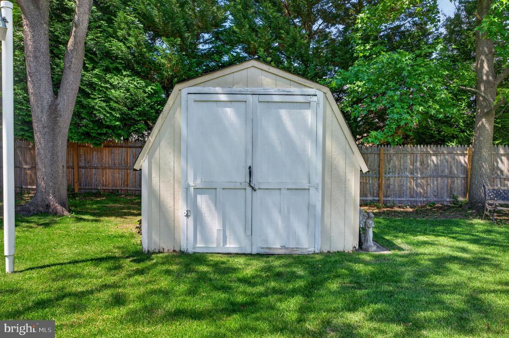 216 HAMILTON ROAD