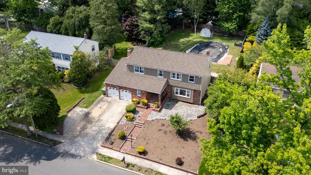 216 HAMILTON ROAD