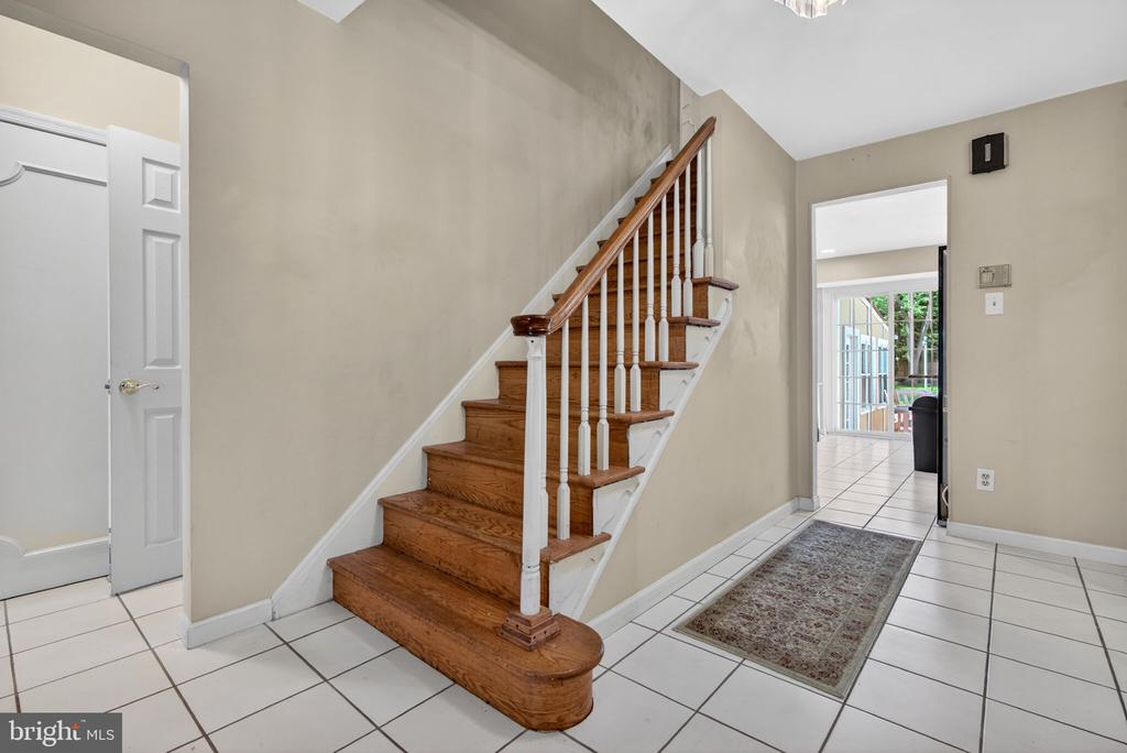 216 HAMILTON ROAD