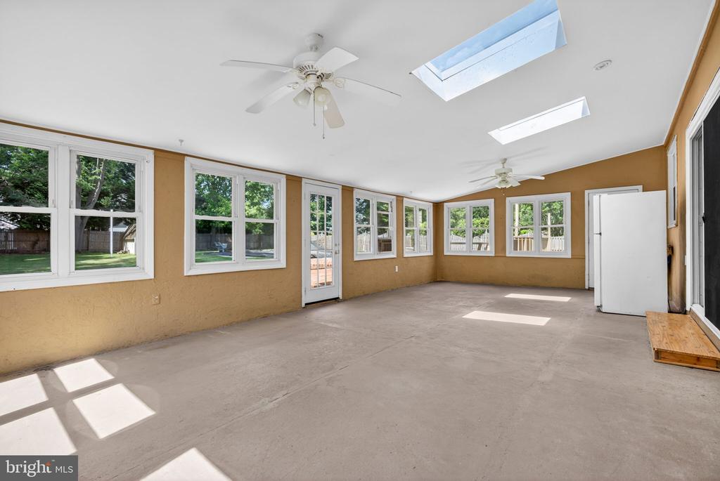 216 HAMILTON ROAD