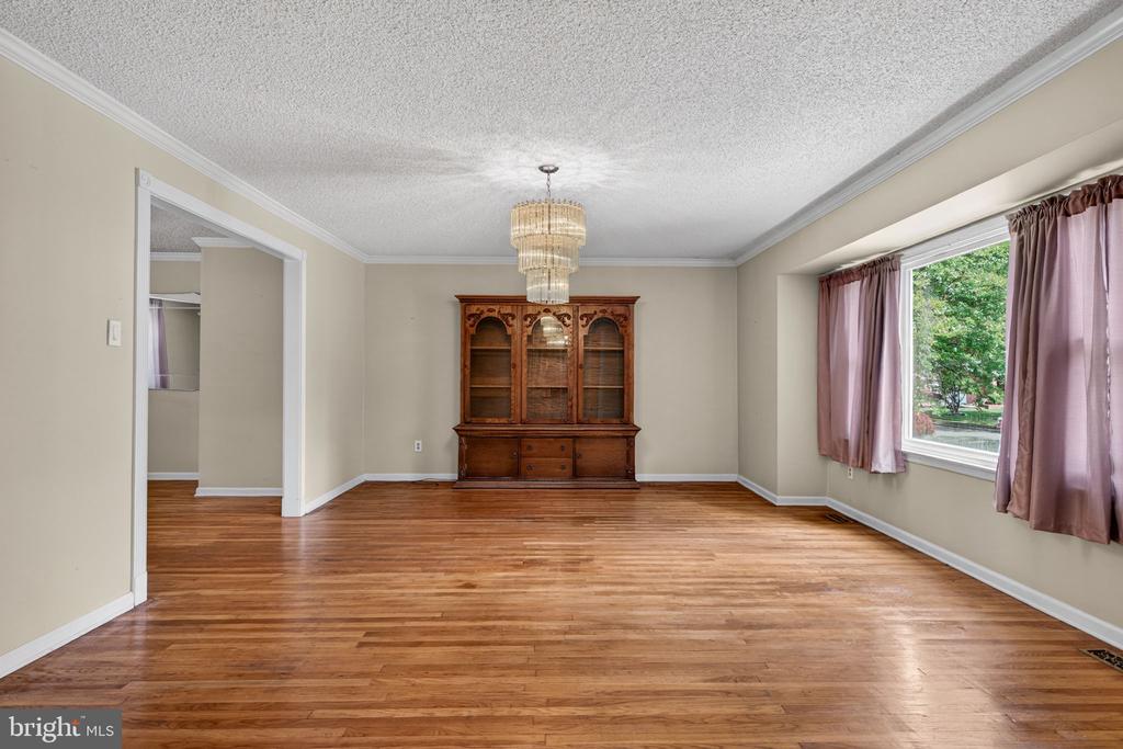 216 HAMILTON ROAD