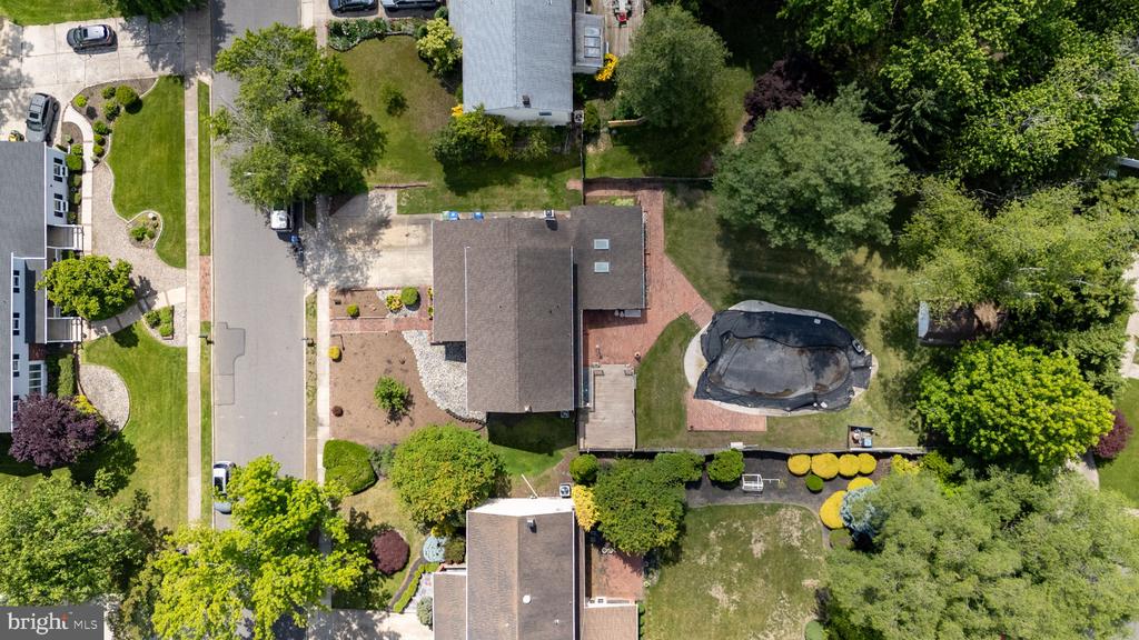 216 HAMILTON ROAD
