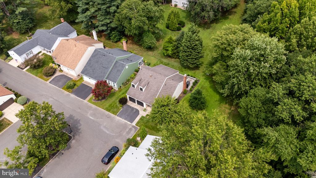 7 STONYBROOK COURT