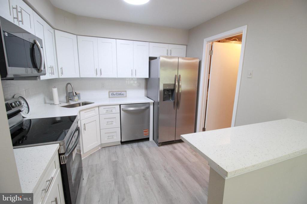 130 BIRCHFIELD COURT