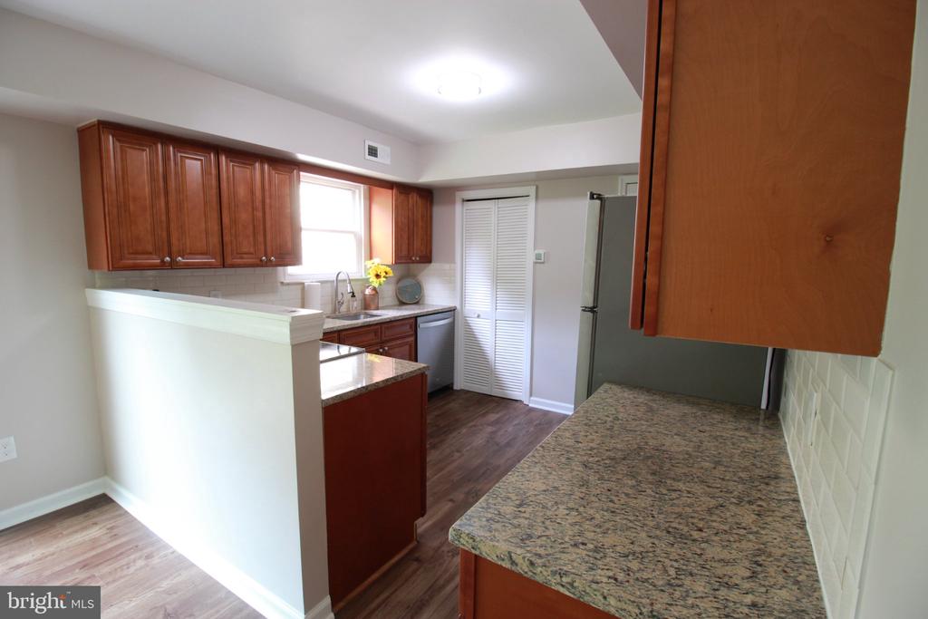 93 GREENWICH DRIVE