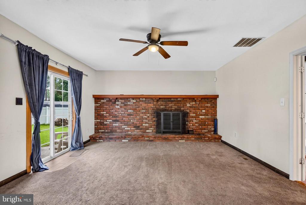 1606 RIVERS EDGE DRIVE
