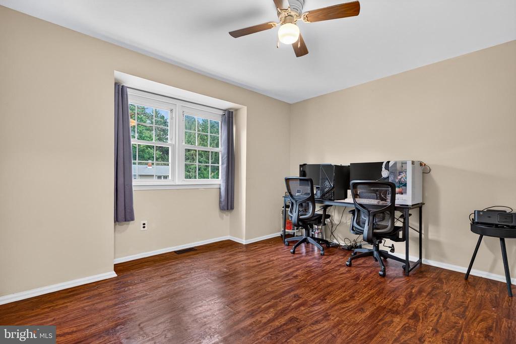 1606 RIVERS EDGE DRIVE