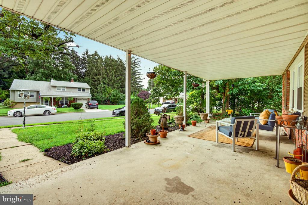 1606 RIVERS EDGE DRIVE
