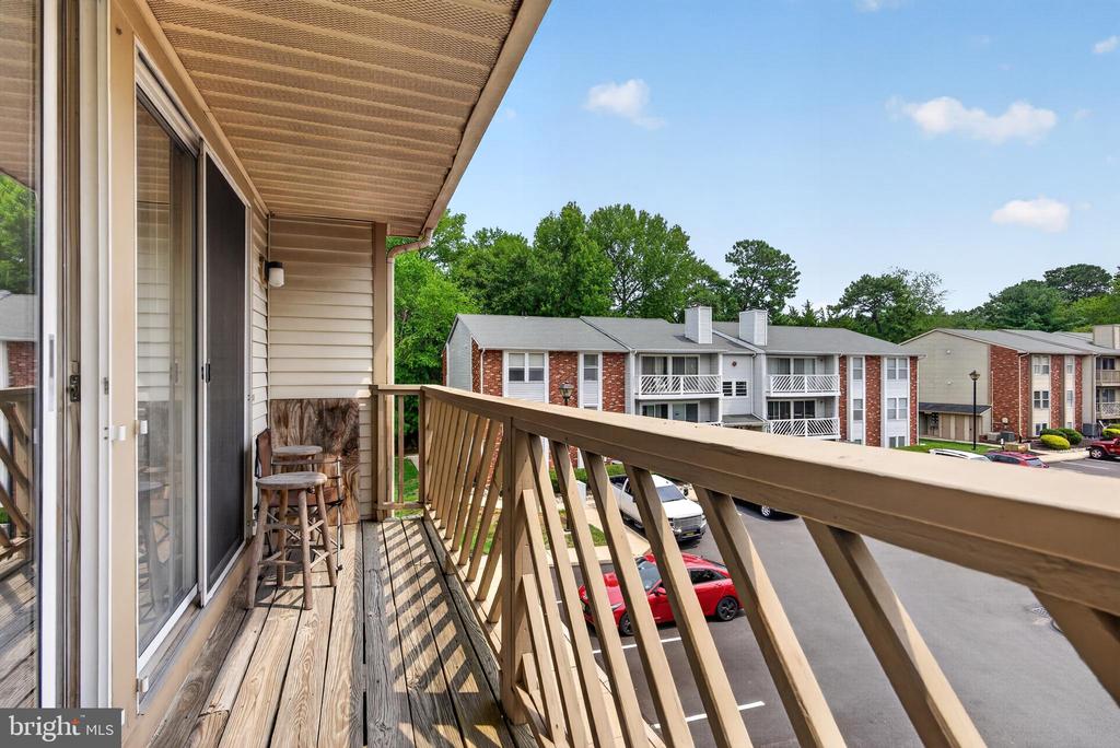 10 TEABERRY COURT