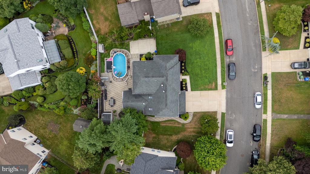 25 DOMINION DRIVE