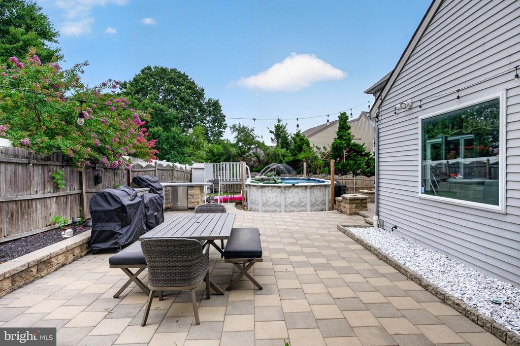 25 DOMINION DRIVE