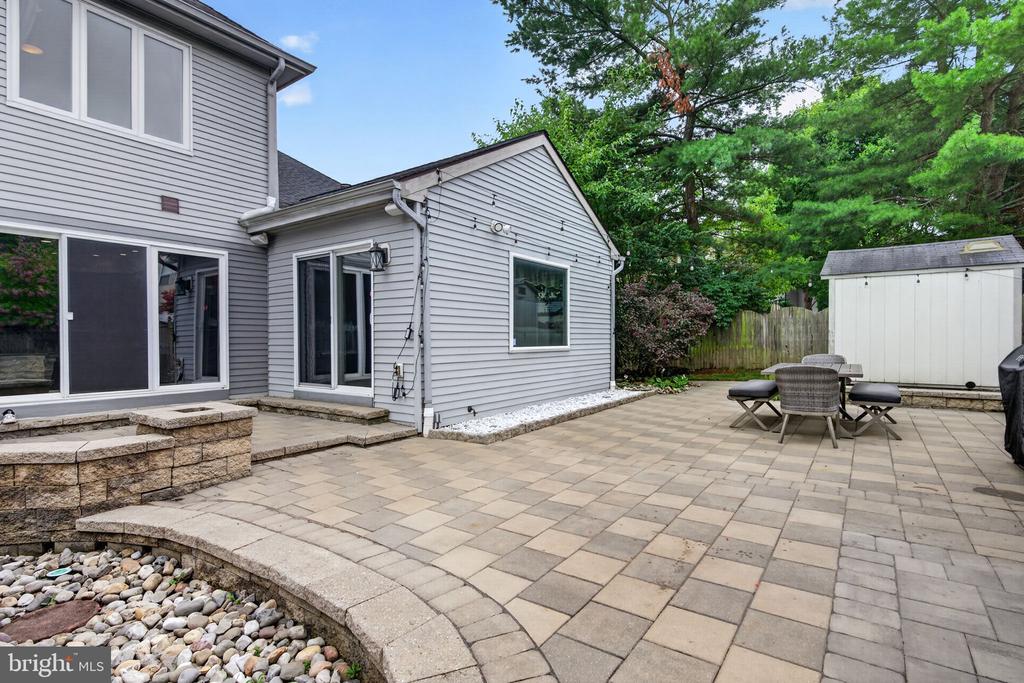 25 DOMINION DRIVE