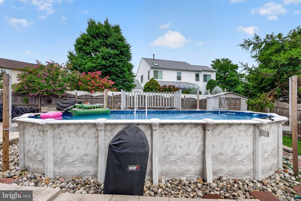 25 DOMINION DRIVE