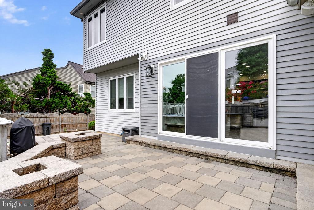 25 DOMINION DRIVE