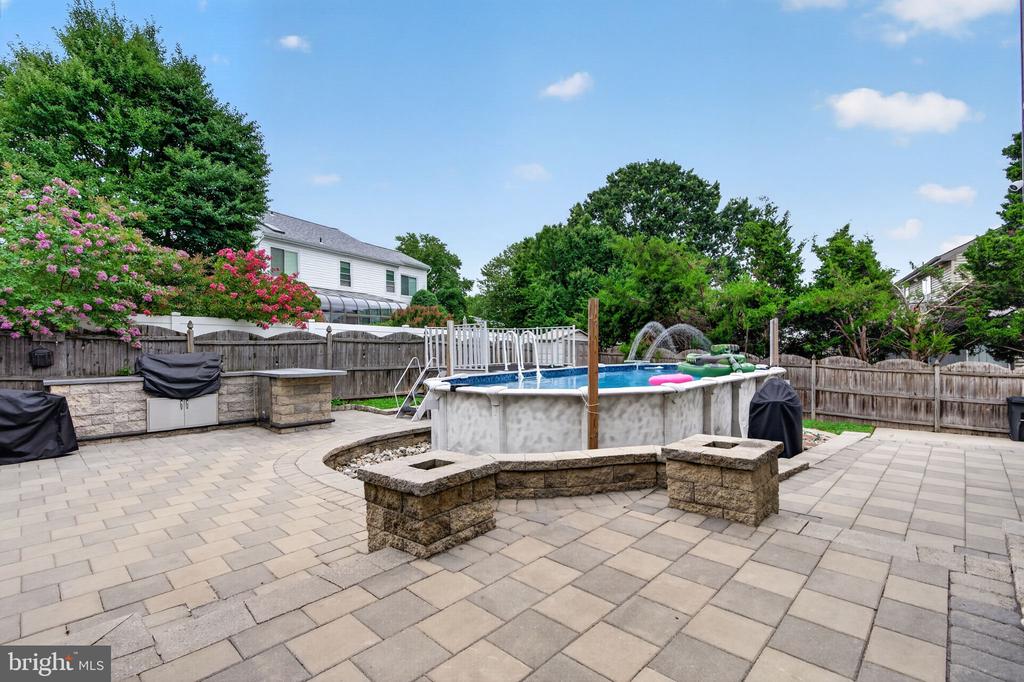 25 DOMINION DRIVE