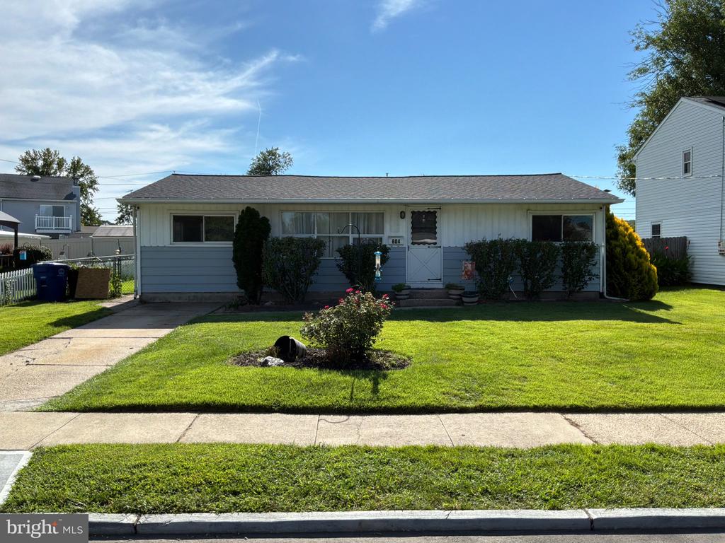 604 N COLES AVENUE