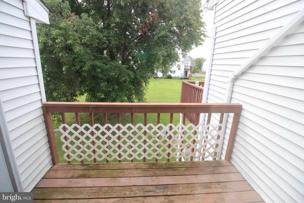 412 DOVE COURT