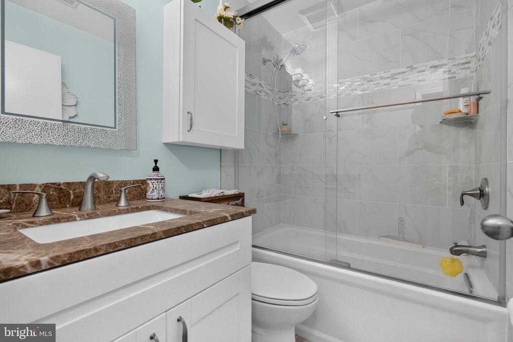 3521A NEILS COURT