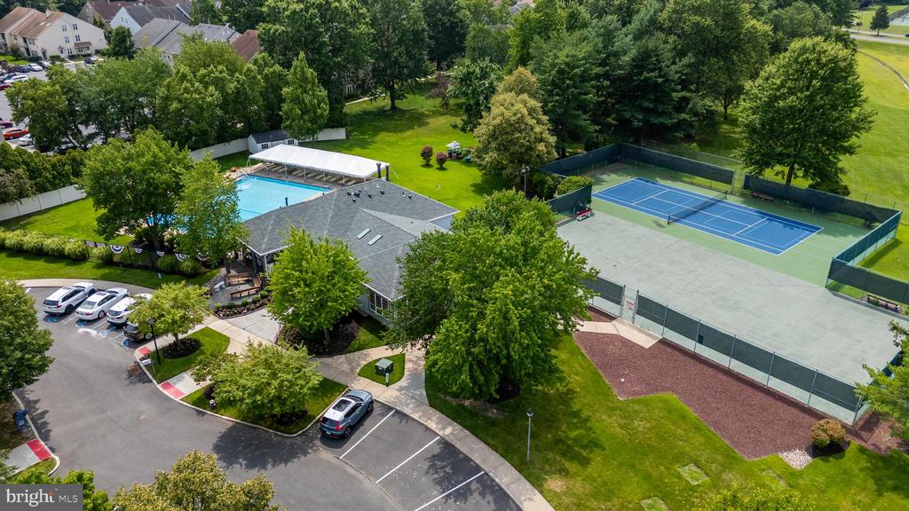 3521A NEILS COURT