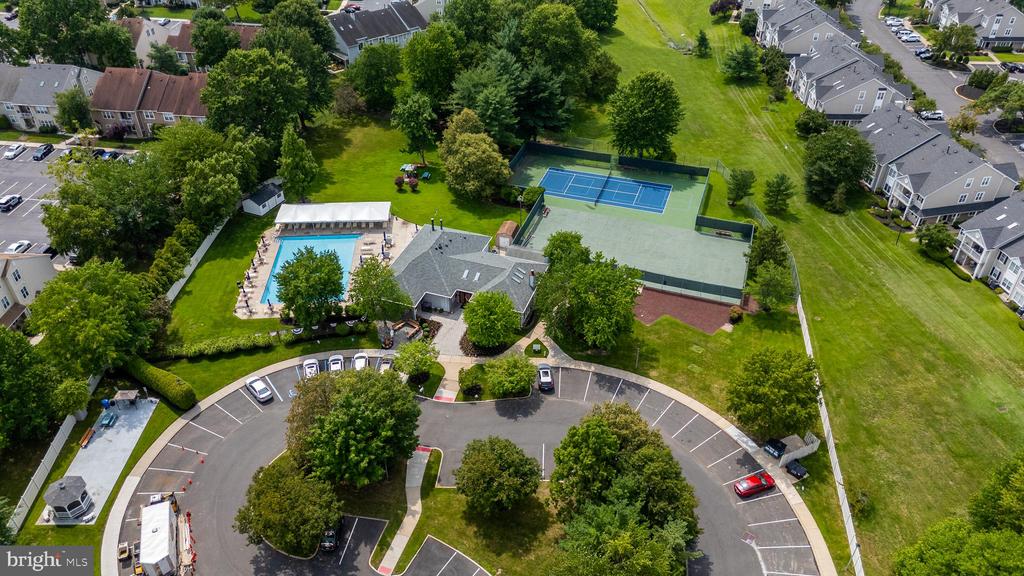 3521A NEILS COURT
