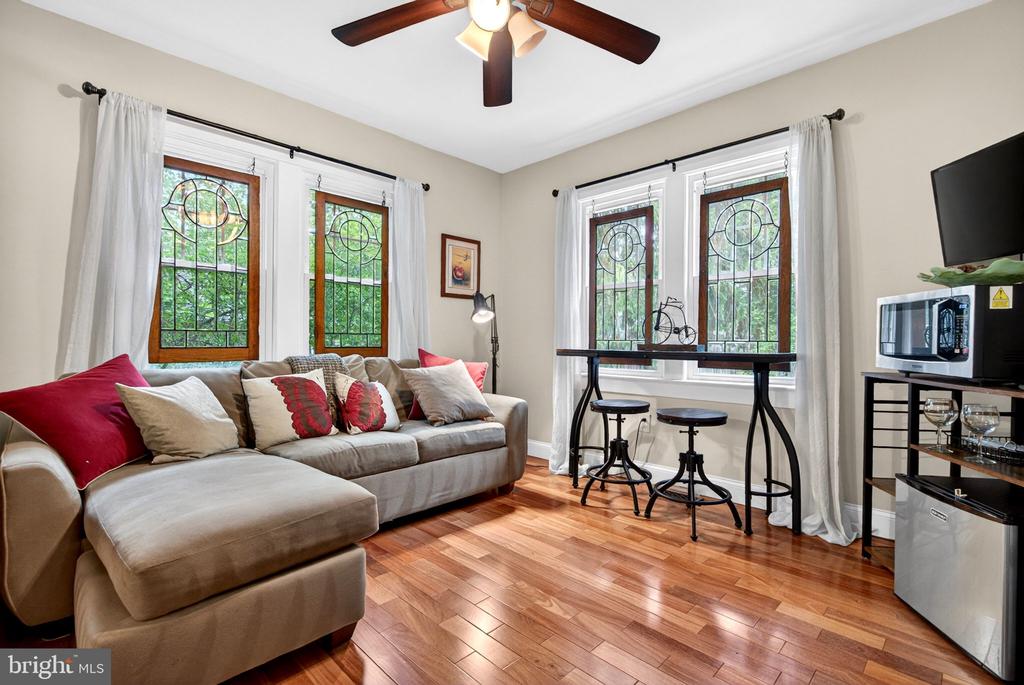 7 W COOPER AVENUE
