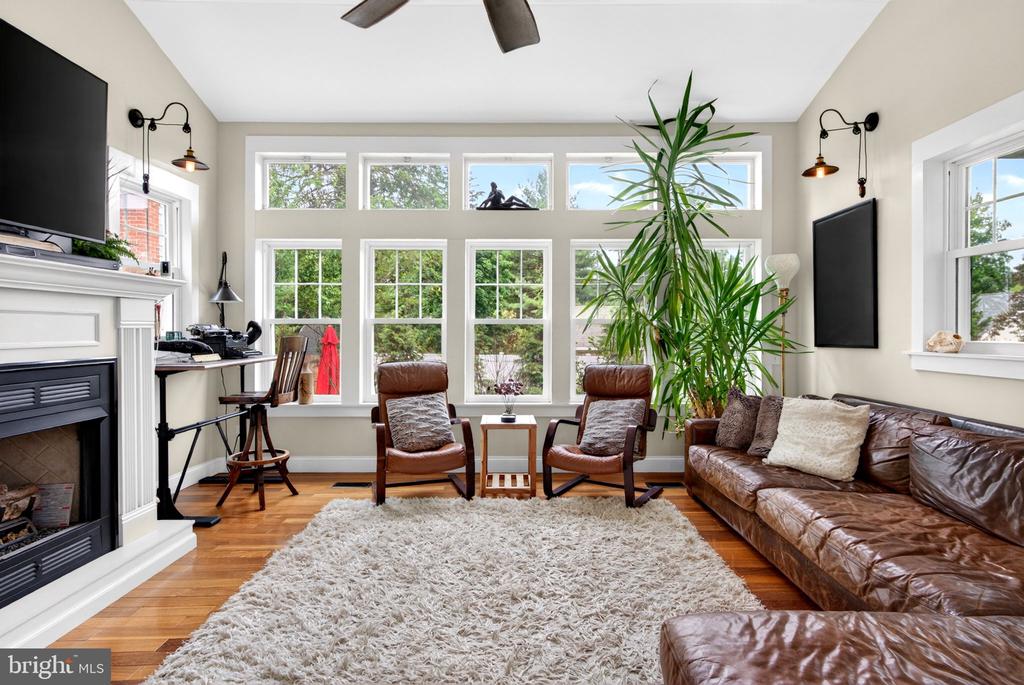 7 W COOPER AVENUE
