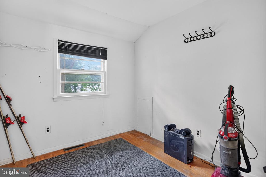 67 MARLBOROUGH AVENUE
