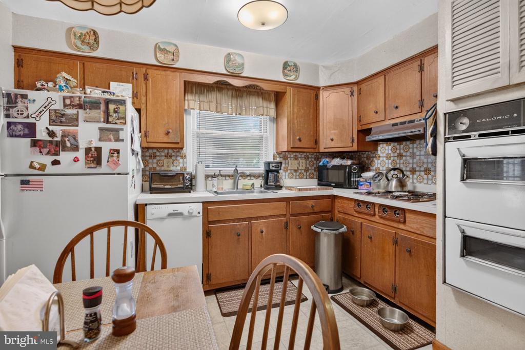67 MARLBOROUGH AVENUE