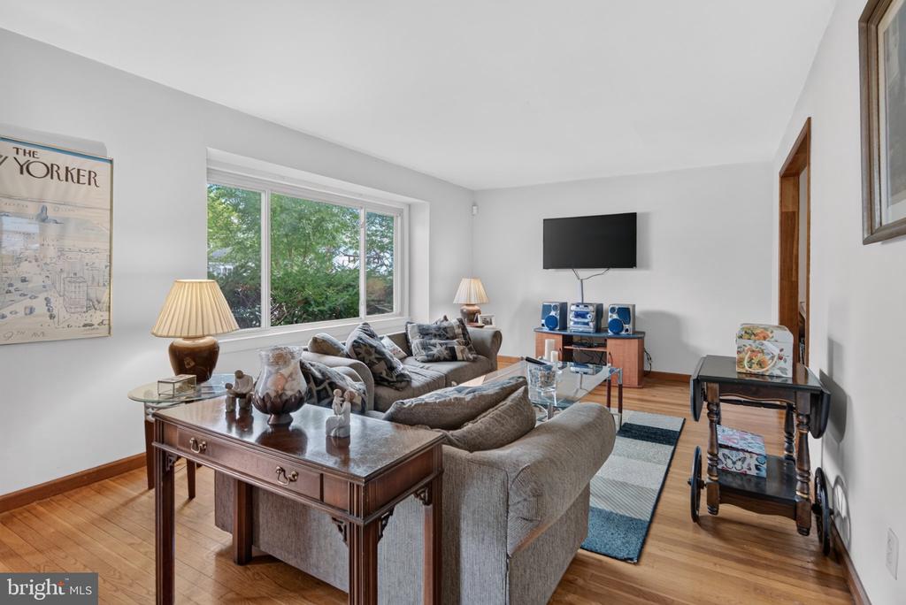 67 MARLBOROUGH AVENUE