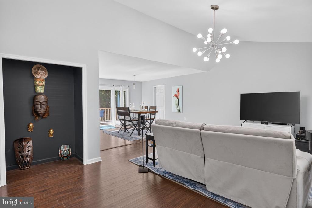 320 RIDGE ROAD