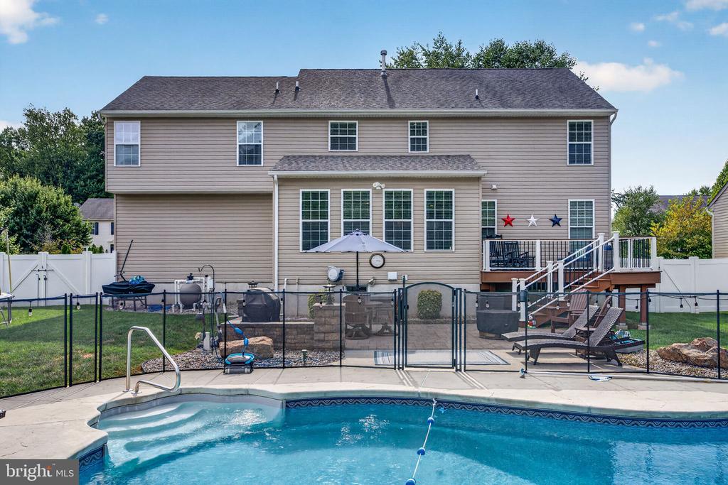 414 ARNOLD DRIVE