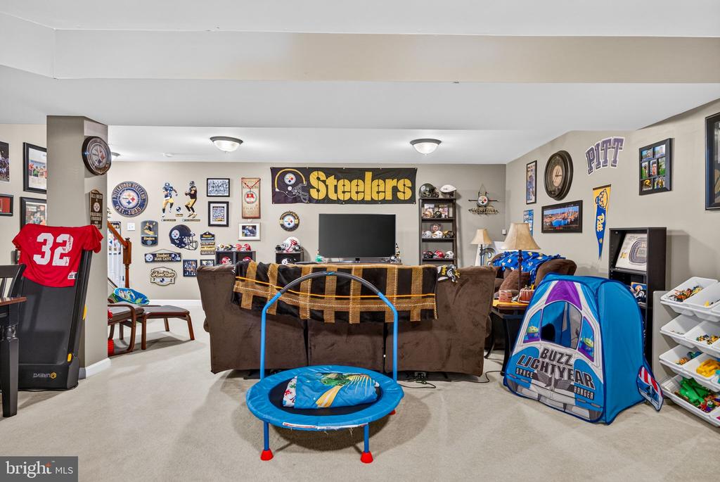 414 ARNOLD DRIVE