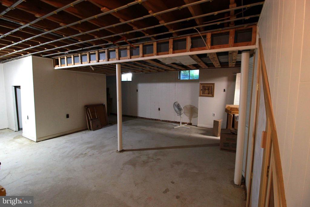 83 BOOTHBY DRIVE