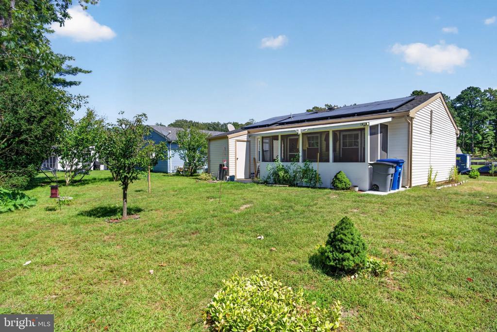 53 KINGSTON WAY