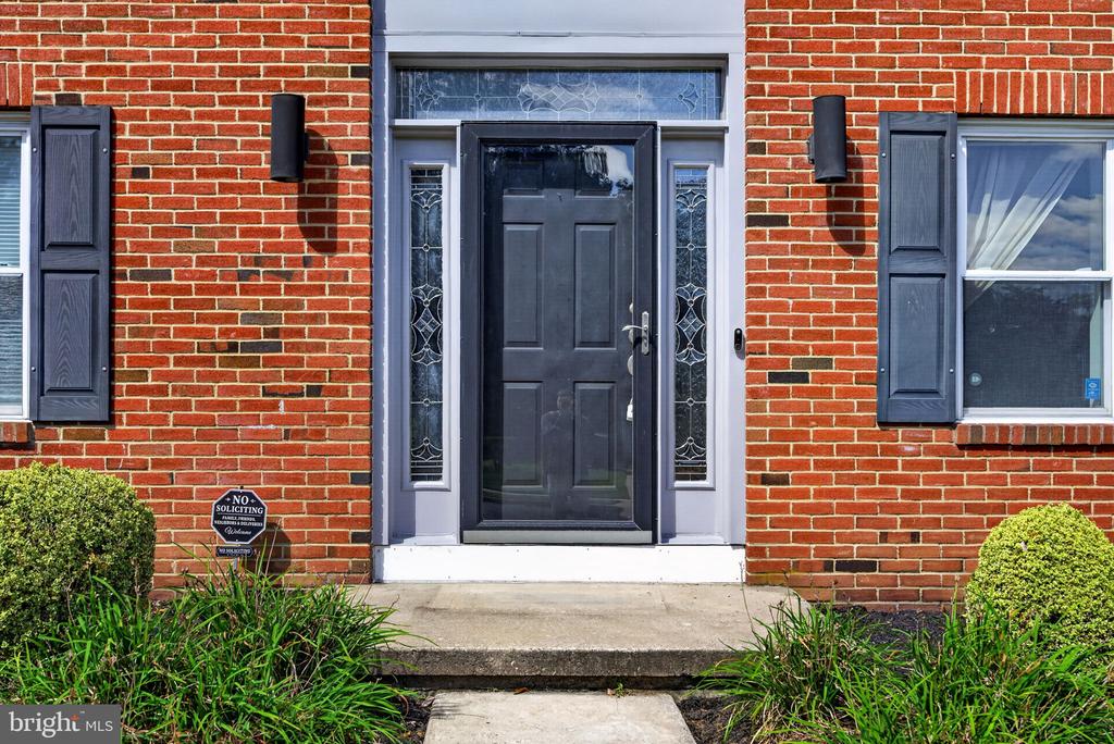 25 DOMINION DRIVE