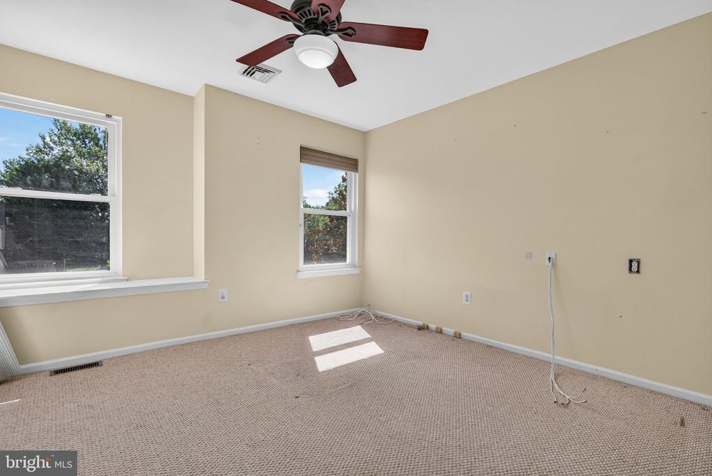 25 DOMINION DRIVE