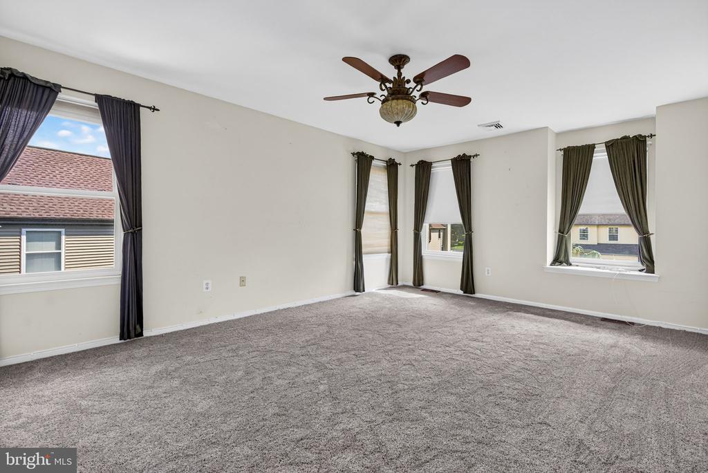 25 DOMINION DRIVE