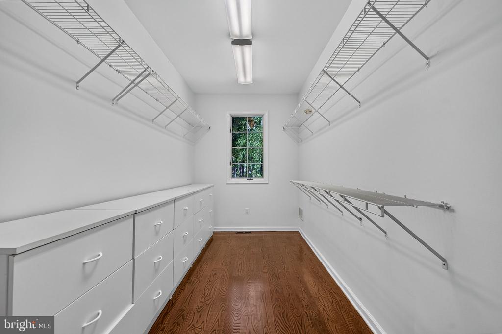 10 SLAB BRANCH COURT