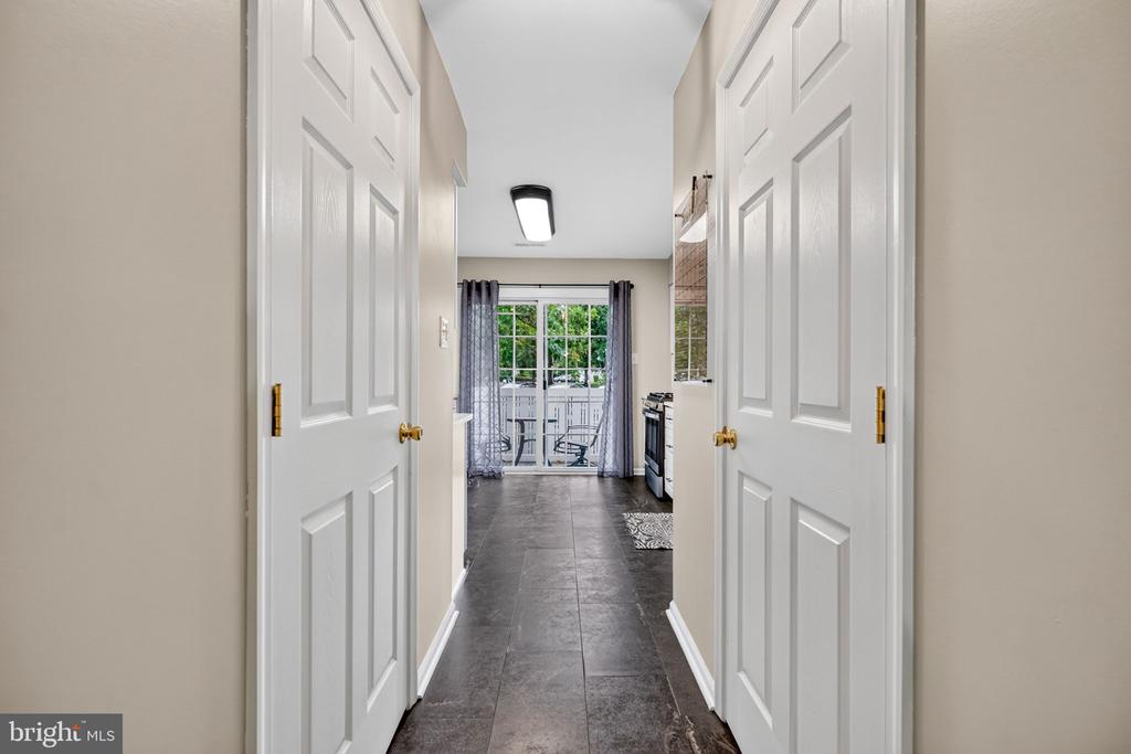 2404 DELANCEY WAY