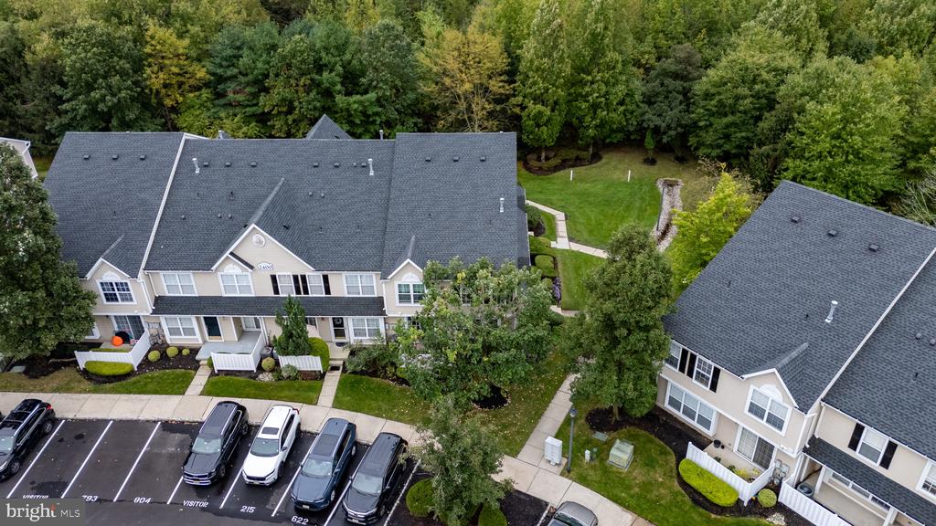 2404 DELANCEY WAY