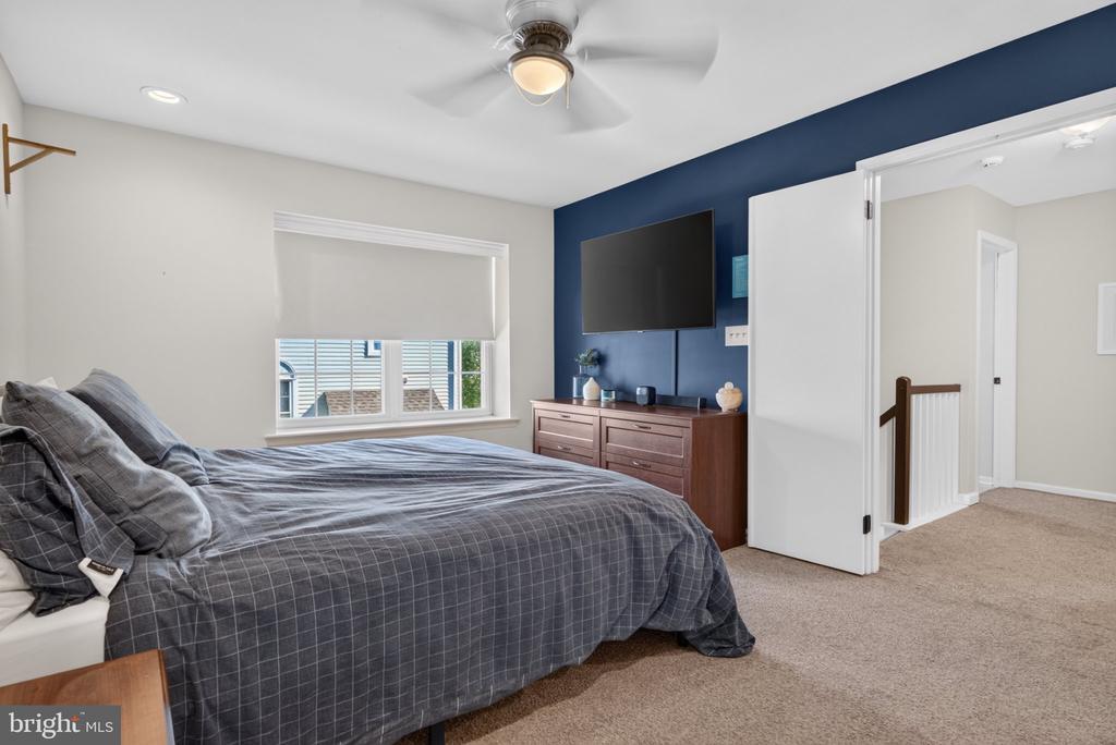 604 OSWEGO COURT