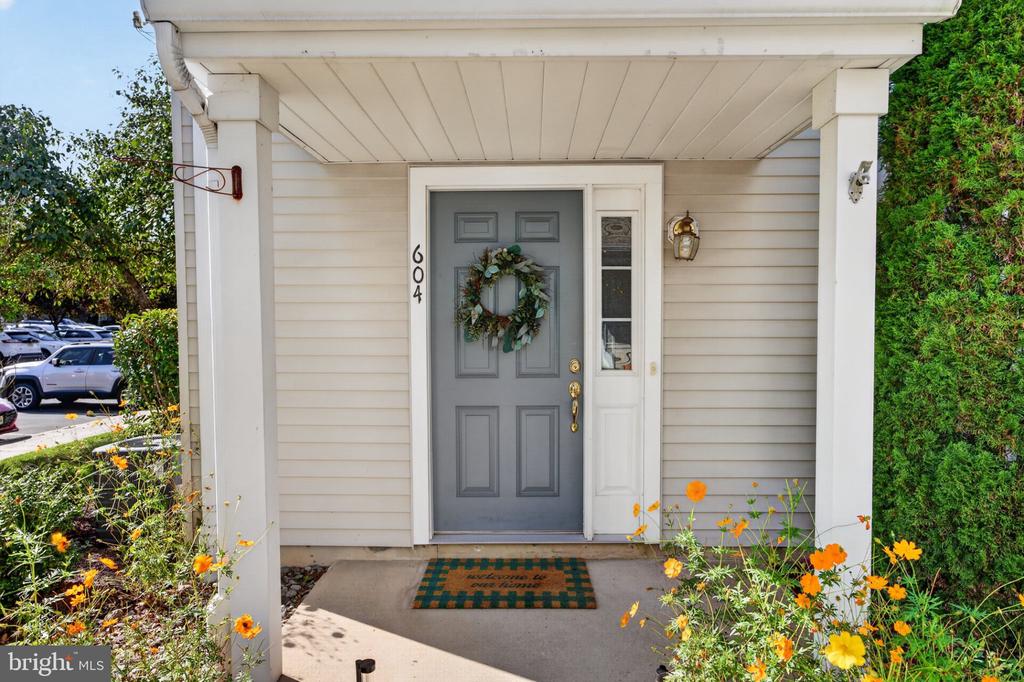 604 OSWEGO COURT