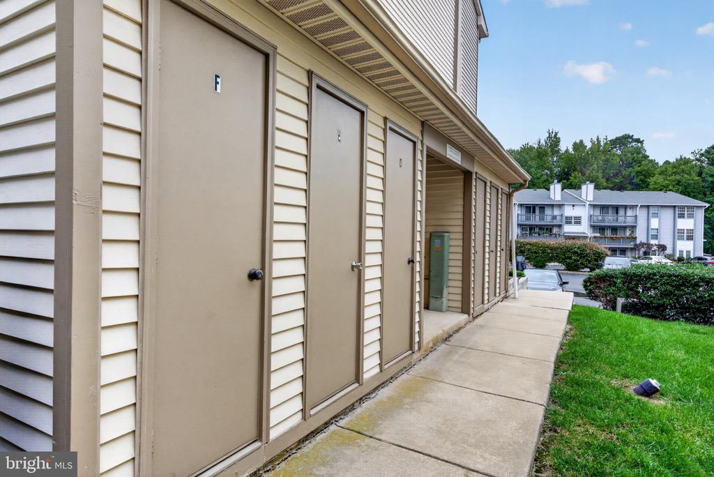 48 CRANBERRY COURT