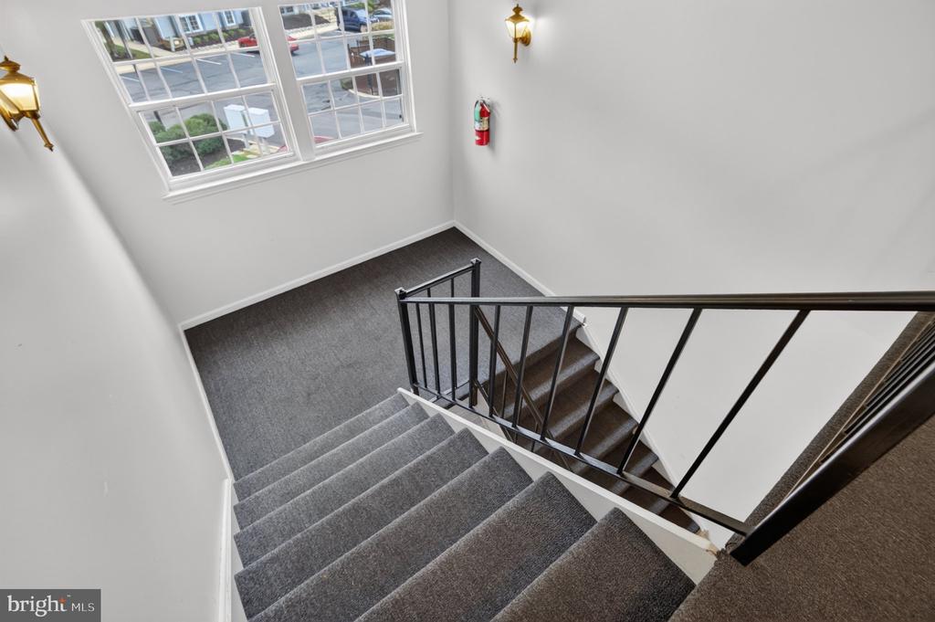 48 CRANBERRY COURT