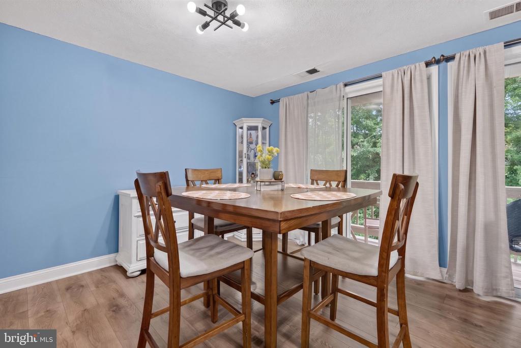 48 CRANBERRY COURT