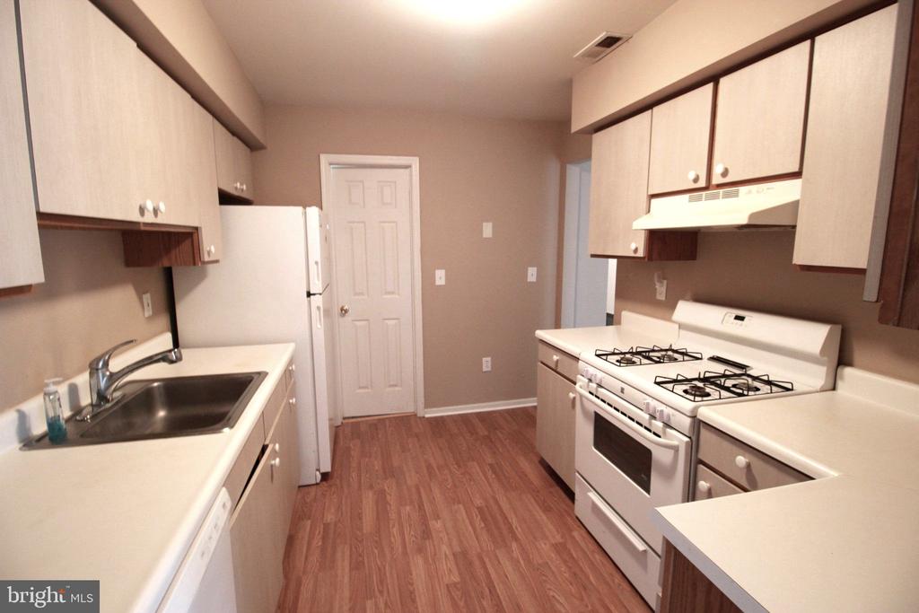 9 SESAME DRIVE